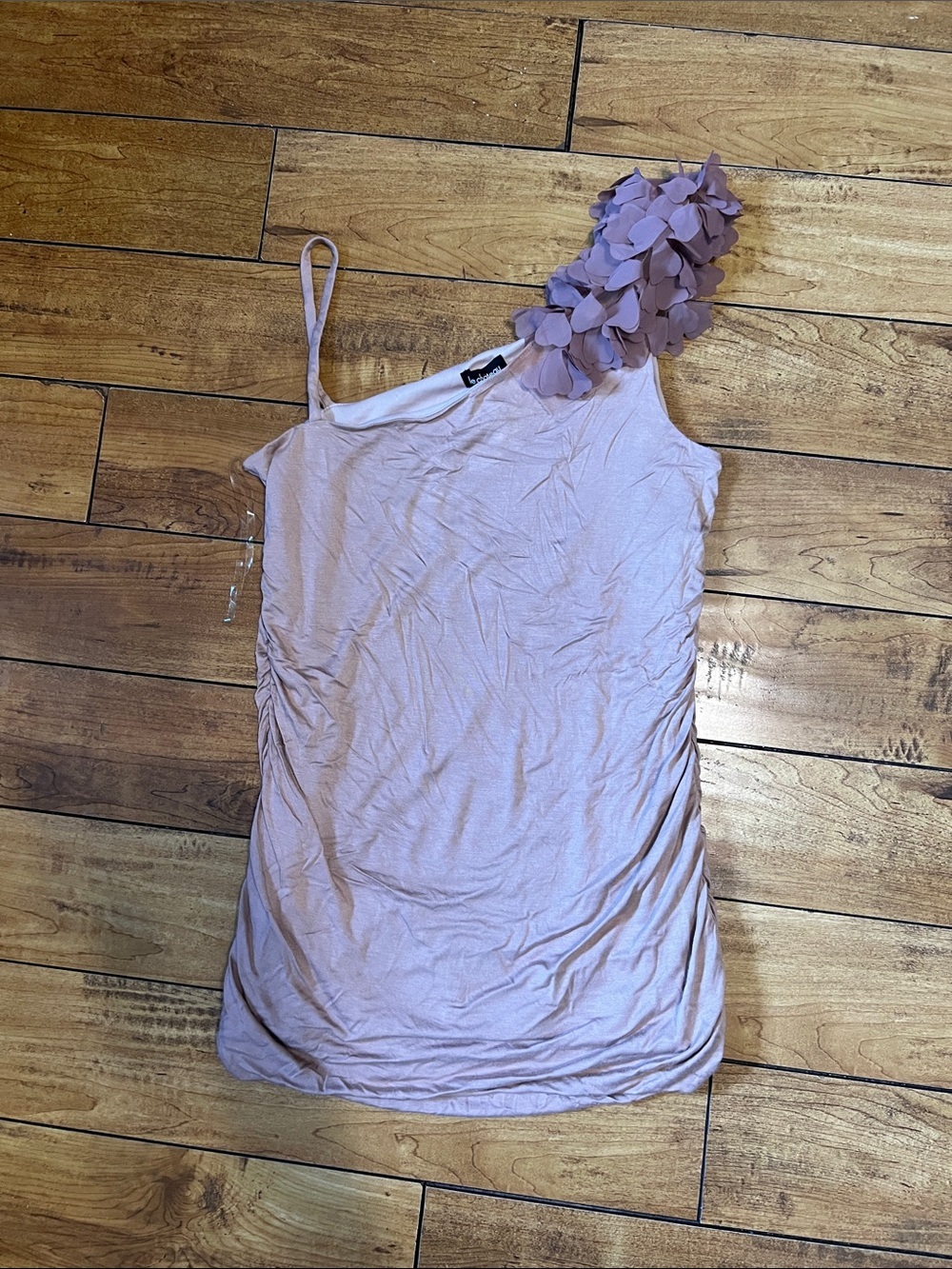 le chateau Blush Pink top new nwt